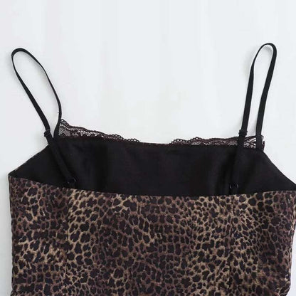 Blusa Leopard Satin: Elegancia Salvaje