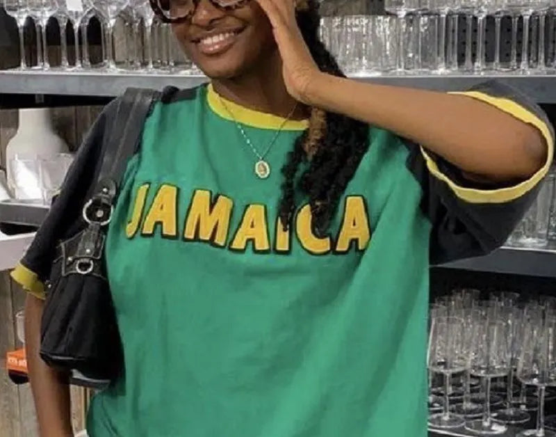 Caribeña Vintage T-shirt: Estilo Y2K con Estampado de Jamaica