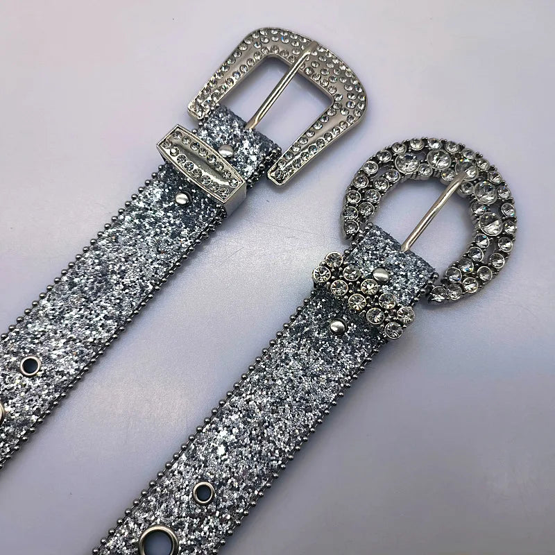 Star de la mode : ceinture en cuir avec strass