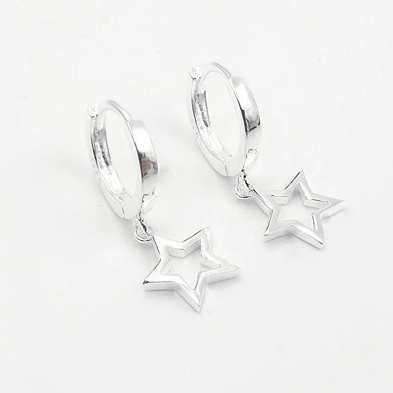 Estrellitas Brillantes: Pendientes de Moda para Mujeres