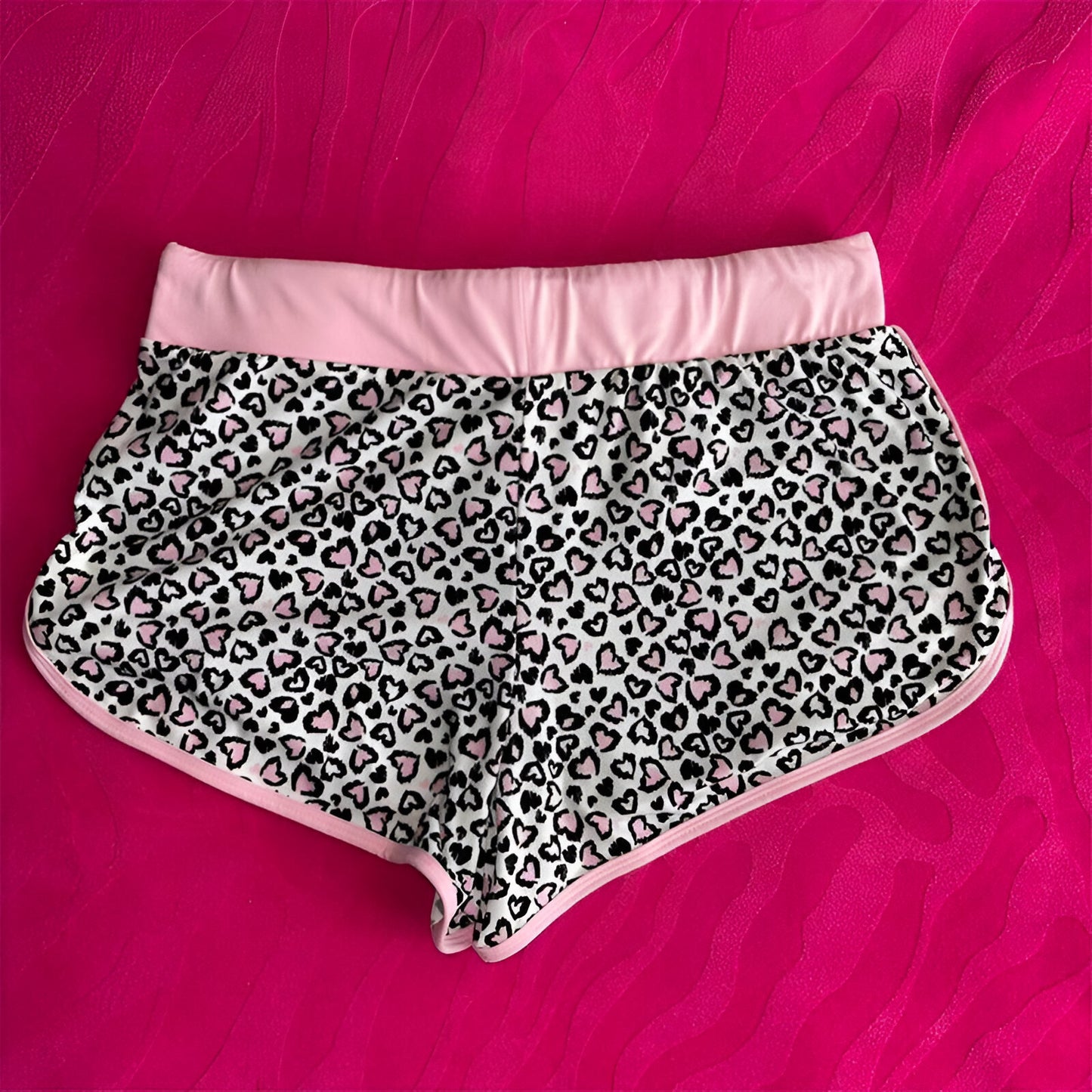 Shorts Leopardos Amorosos: Pantalones Cortos de Verano para Mujeres con Estilo Y2K