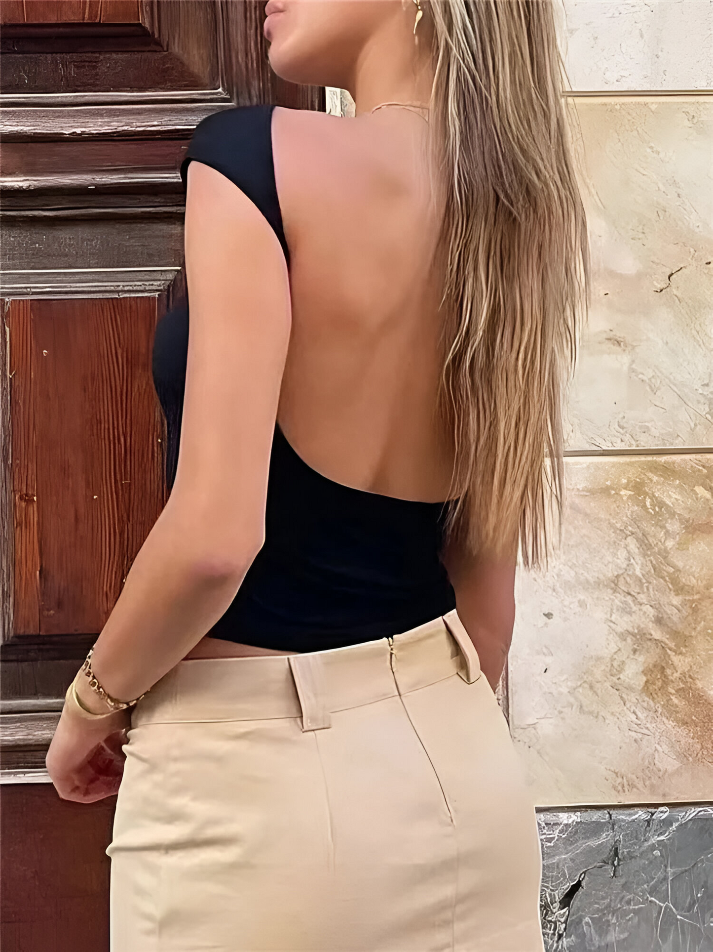 Euphoria Top: Camiseta Corta sin Espalda para Mujer, Elegante y Sensual, Ideal para el Verano