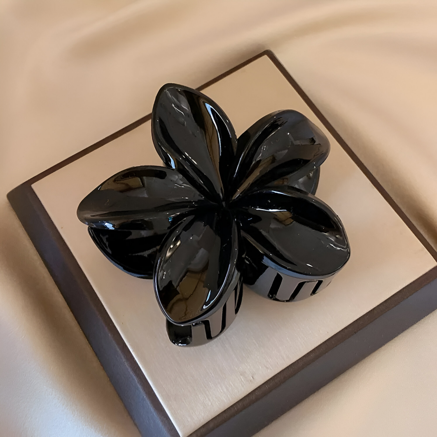 Aurelia Luxe Hair Clips