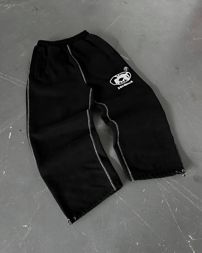 UrbanFlex Pantalones Relajados de Letras Bordadas