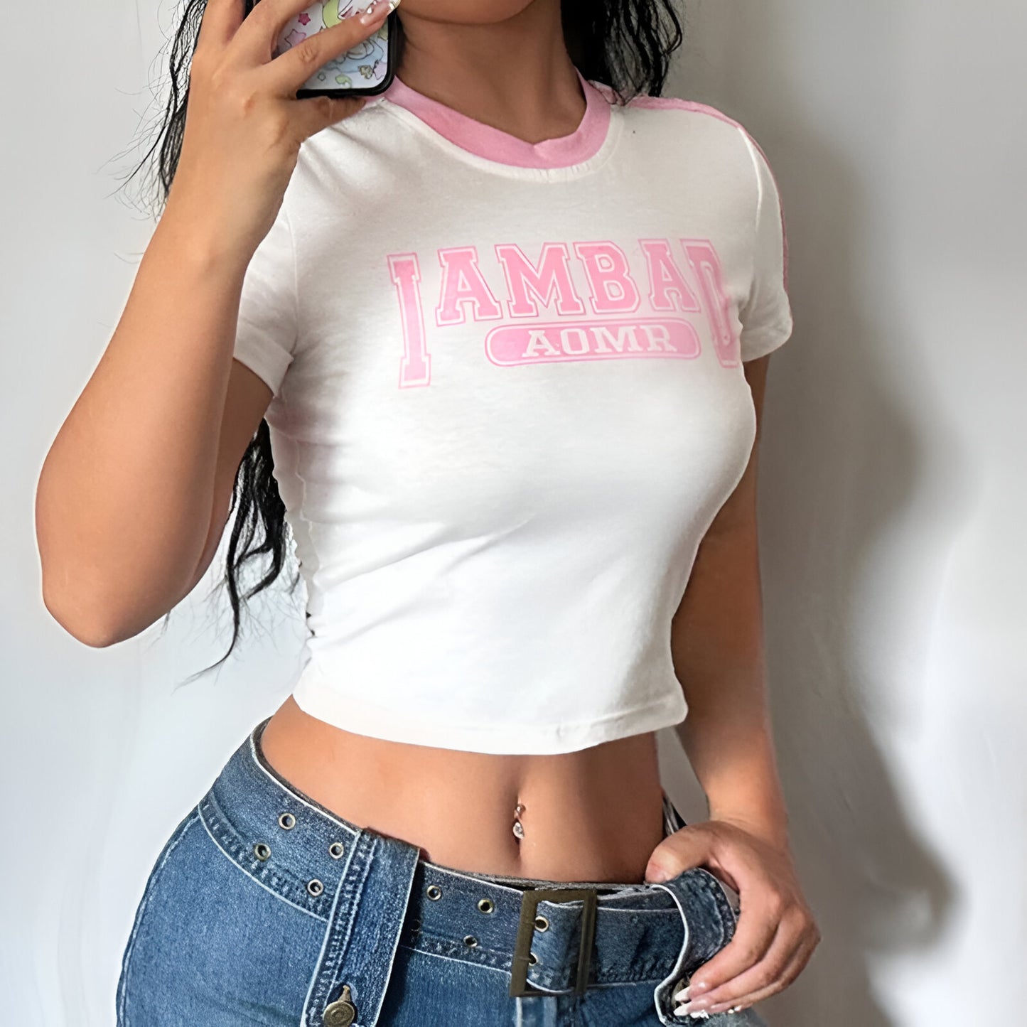 Top cropped com letras rosa fofo